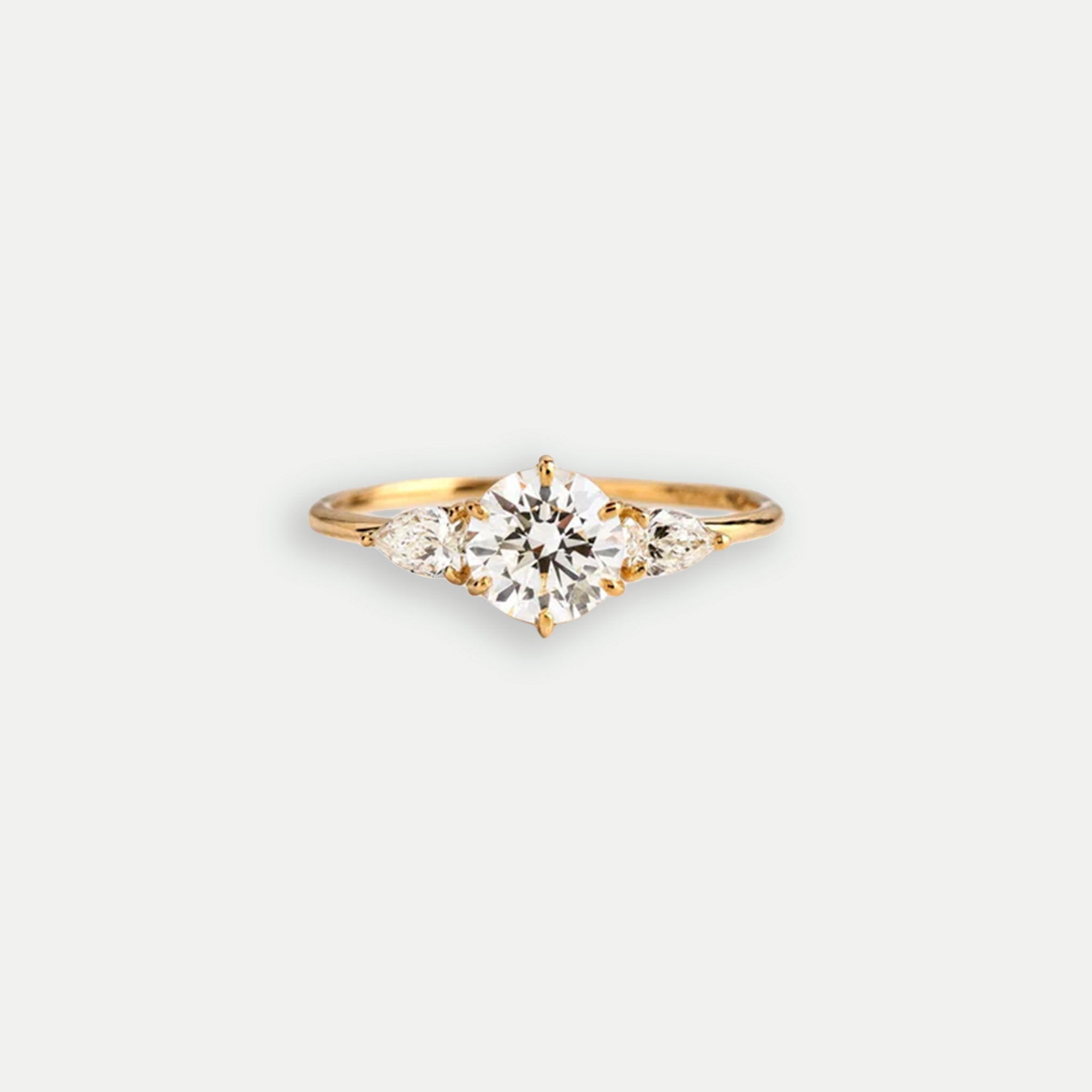 Eva Ring | Minimalist Three Stone Engagement Ring – PAROI