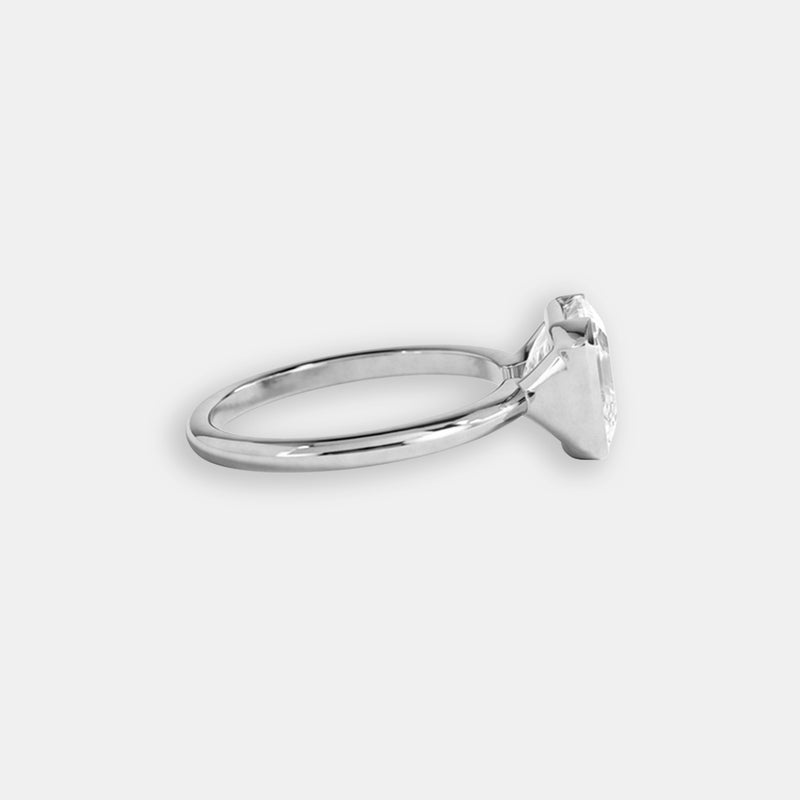 Judith Ring Judith Ring | Modern Semi-Bezel Diamond Engagement Ring – PAROI